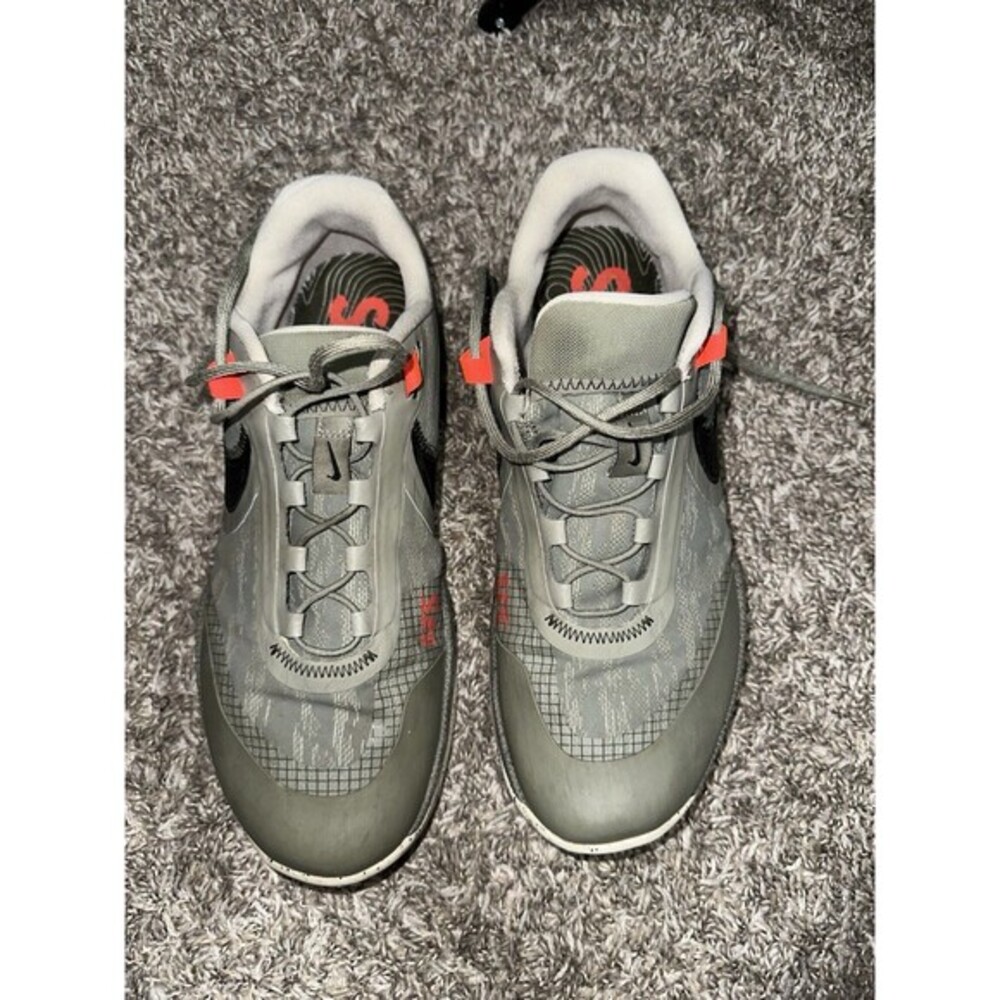 Used Nike SFS - Men's Size 11.5 - green/Black/Orange